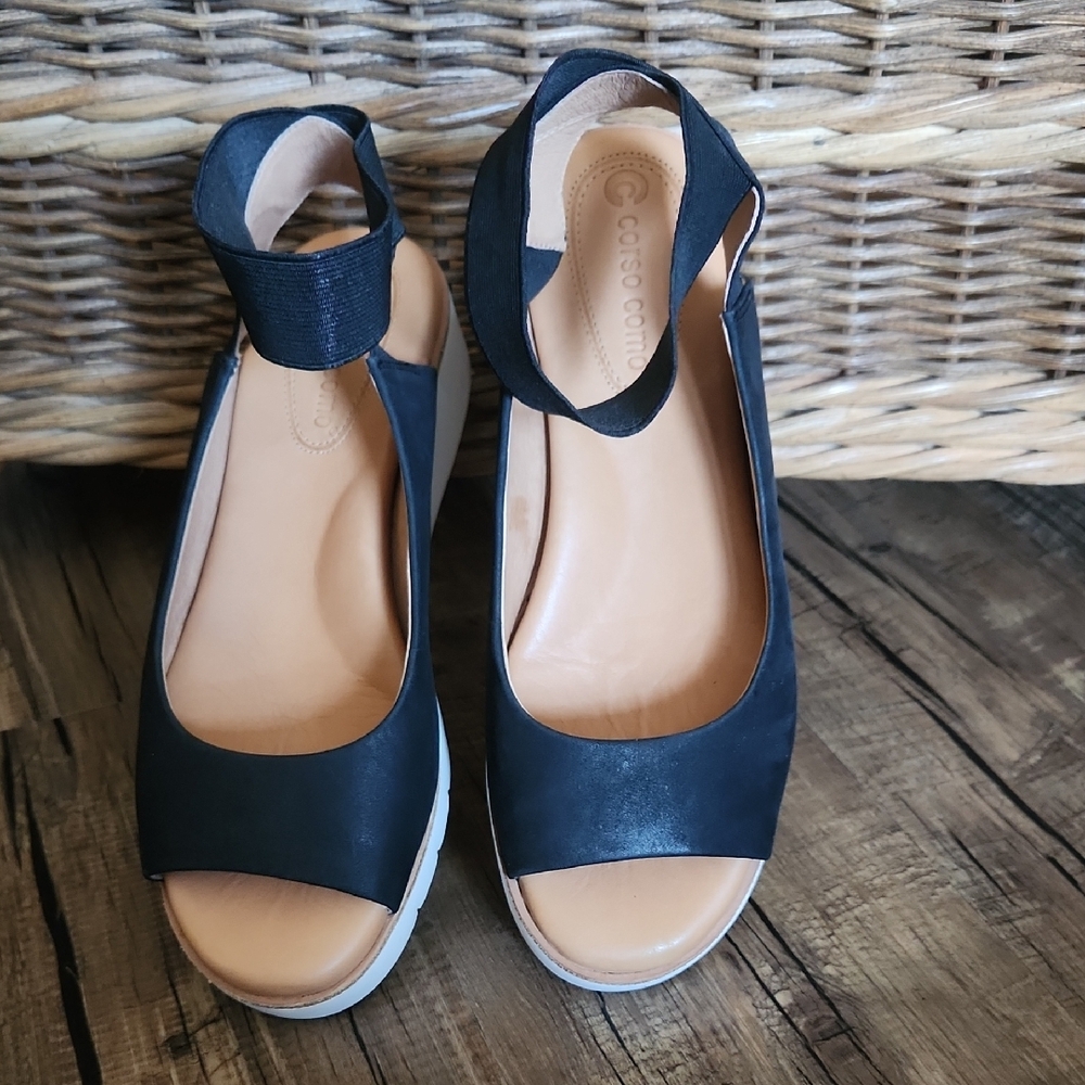 Black Sandals